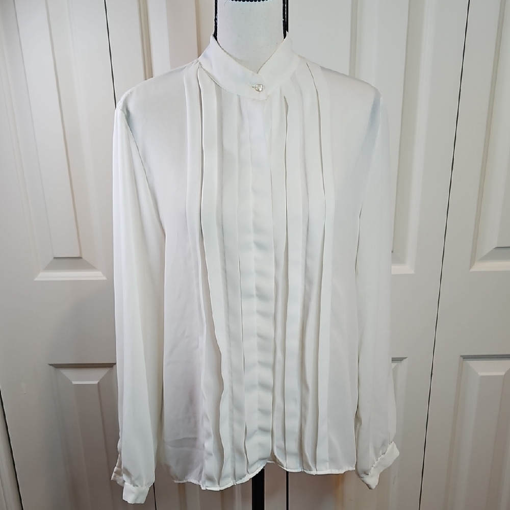 Elegant Cream White Pleated Blouse Vintage 14